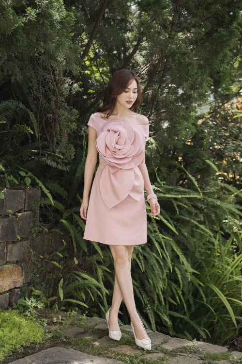 Sixdo Pink Midi Taffeta Dress