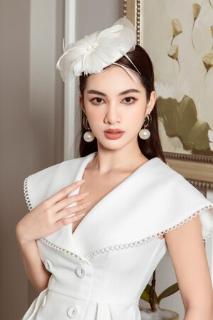 Sixdo Raw Dress In White Limited Collection