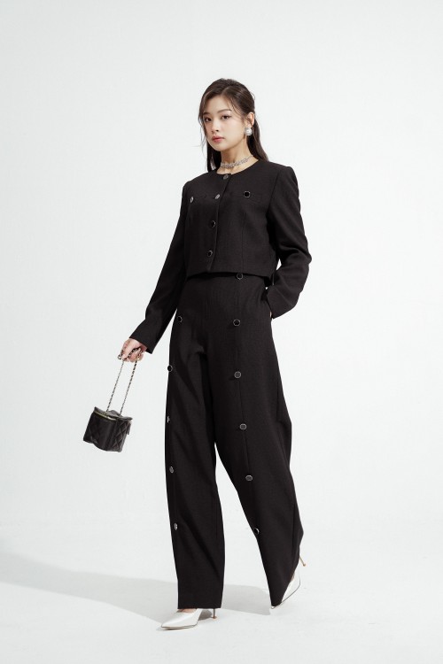 Sixdo Black Wide Leg Raw Pants With Buttons (quần nữ)