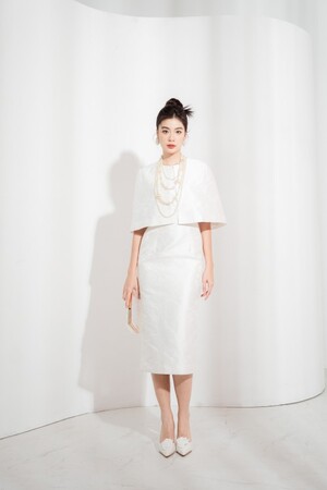 Sixdo Dress And Vest Set In White Limited Collection