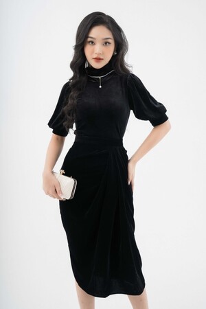 Sixdo Black Midi Velvet Skirt (chân váy nhung)