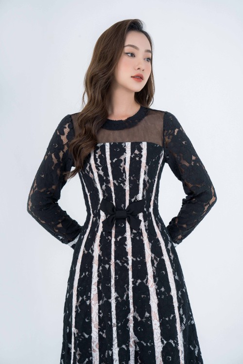 Sixdo Black and White Midi Lace Dress