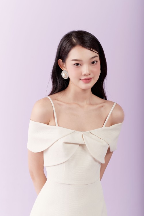 Sixdo Cream Off-shoulder Midi Raw Dress