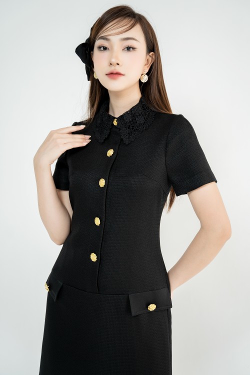 Sixdo Black Mini Dress With Lace Collar