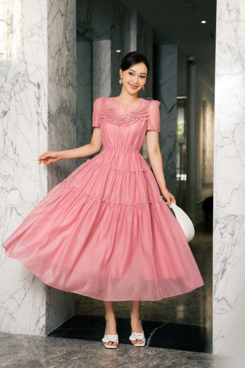 Sixdo Pink Ruffle Midi Dress