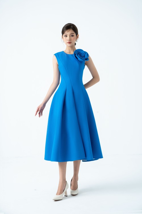 Sixdo Dark Blue Sleeveless Midi Raw Dress