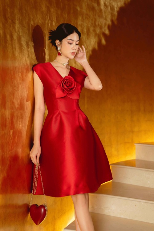 Sixdo Red V-neck Midi Taffeta Dress