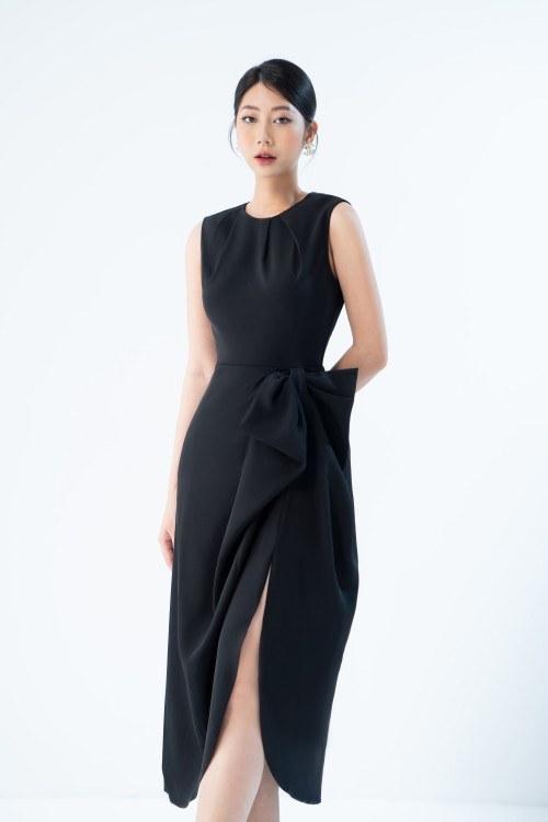 Sixdo Black Sleeveless Midi Silk Dress