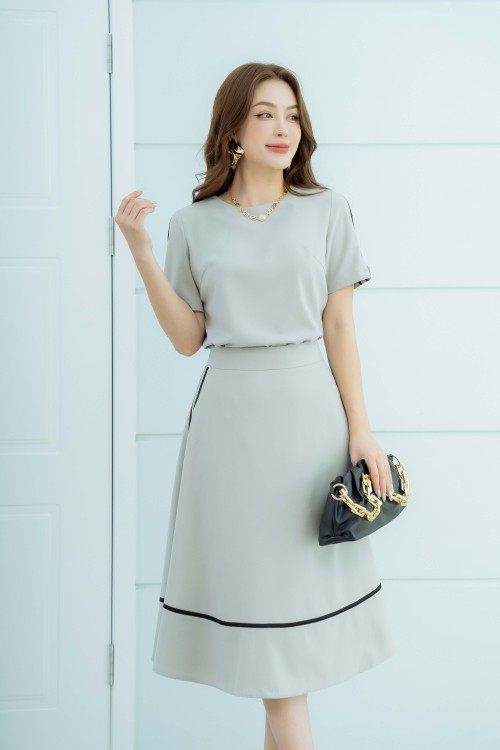 Grey Midi Woven Skirt (Chân váy)