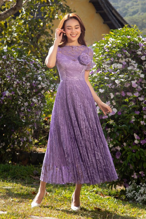 Lilac Pleated Midi Lace Dres