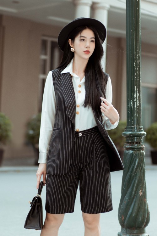 Black Stripe Woven Waistcoat
