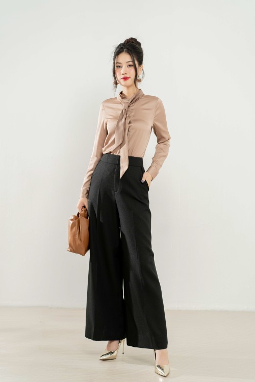 Black Wide Leg Raw Pants With Pockets