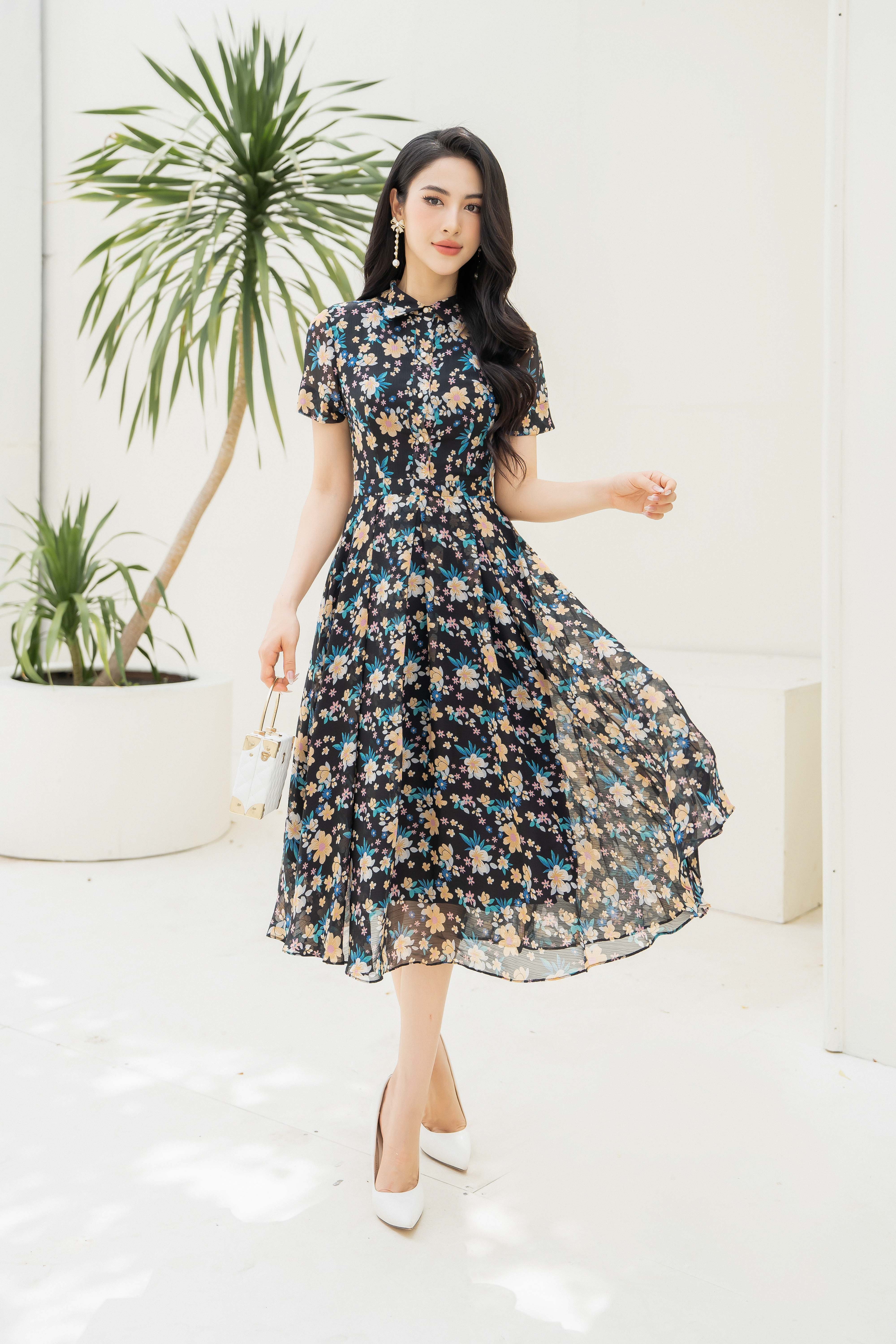 Ellie Floral Dress – OLV Boutique