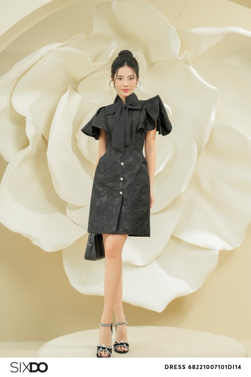 Black Butterfly Sleeves Midi Brocade Dress