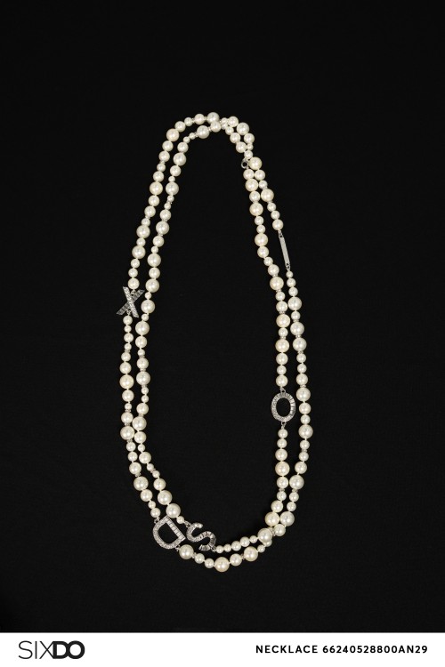 Sixdo Multiple Pearl Necklace
