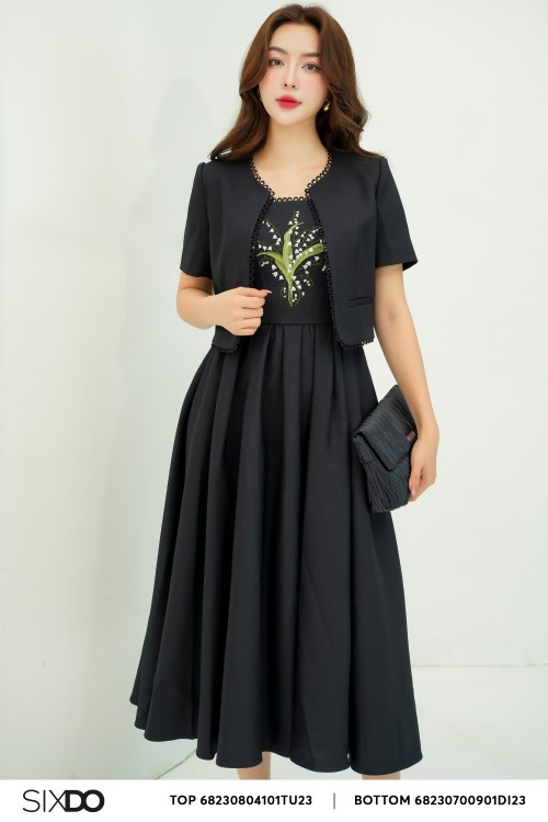 Sixdo Black Midi Raw Dress With Embroidered Flower