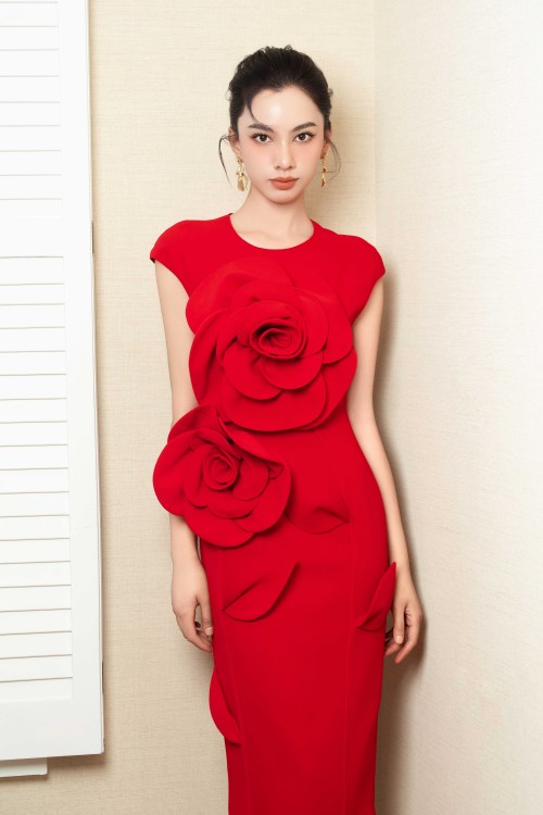 Sixdo Red 3D Flower Woven Pencil Dress