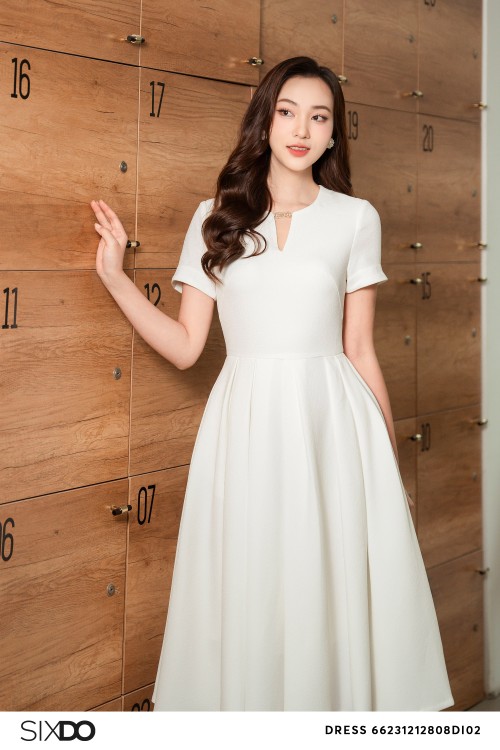 Sixdo White Pleated Woven Midi Dress