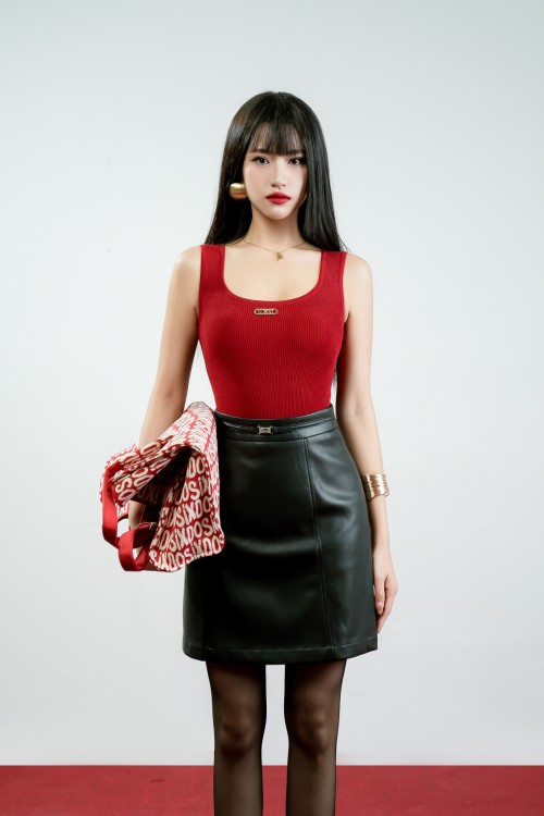 Sixdo Black A-line Mini Leather Skirt