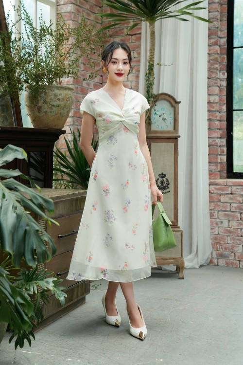 Sixdo Z-Light Green Floral Midi Dress