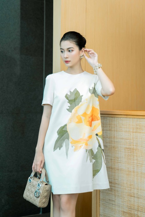 Sixdo Cream Floral Print Silk Loose Dress