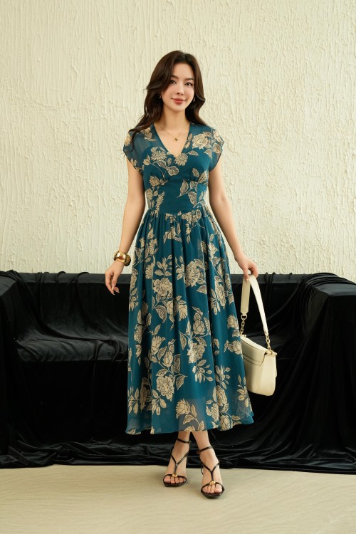 Floral Chiffon Flared Dress 2