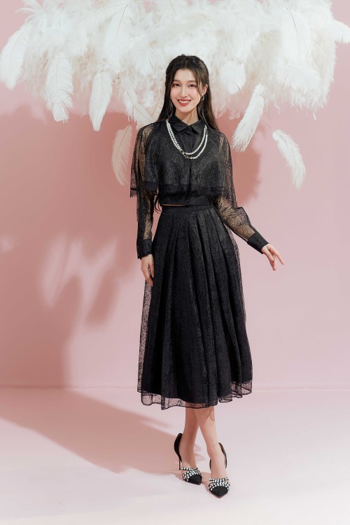 Black Floral Pleated Midi Lace Skirt