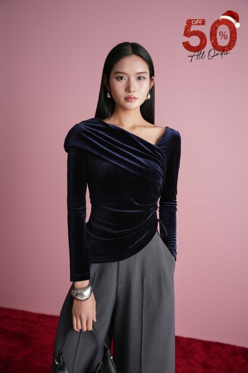 Dark Navy Long Sleeves Velvet Blouse