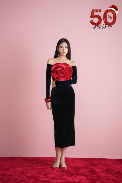 Dark Navy 3D Flower Velvet Pencil Dress