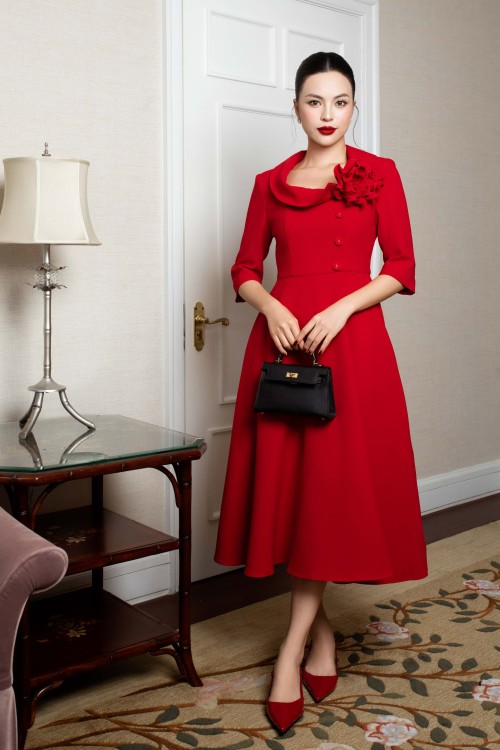 Red Woven Flared Dress With Flower