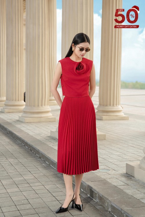 Red Pleated Tuytsi Flared Skirt