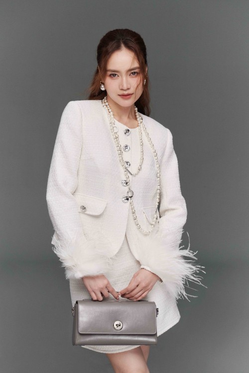 White Long Sleeves Tweed Vest 1