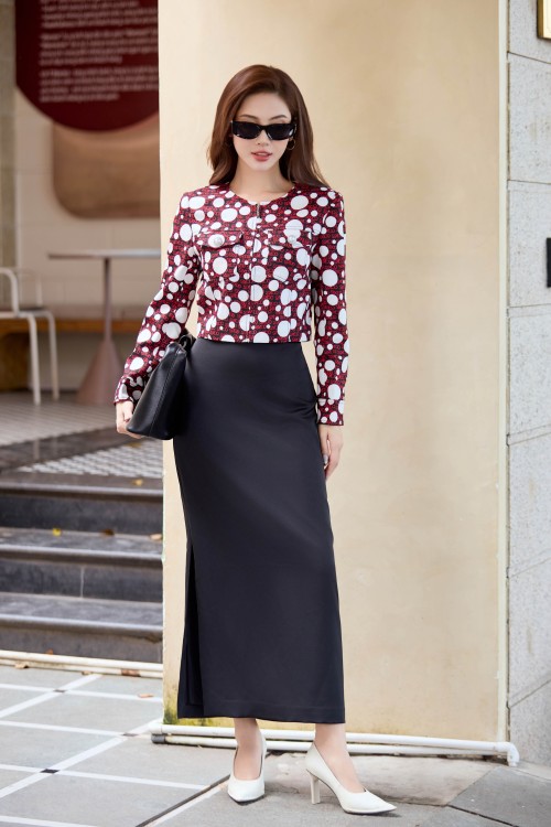 Black Silk Loose Skirt