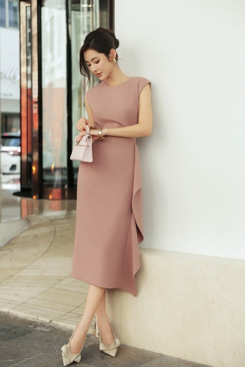 Mauve Woven Pencil Dress