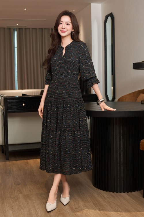 Black Woven Flared Dress 4