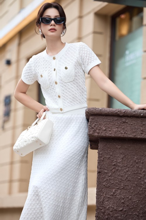 White Knit Blouse &amp; Skirt