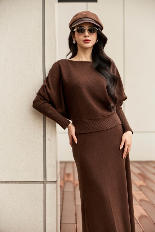 Dark Brown Batwing Sleeves Knit Blouse &amp; Skirt