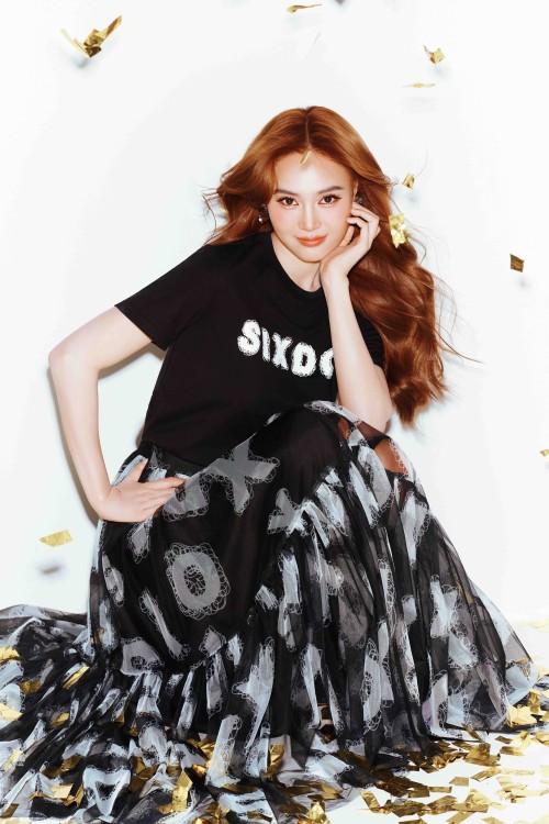 Sixdo Black Mesh Flared Skirt