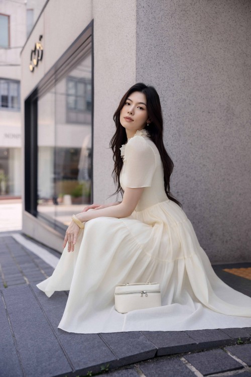 Sixdo Cream 3D Flower Organza Flared Dress