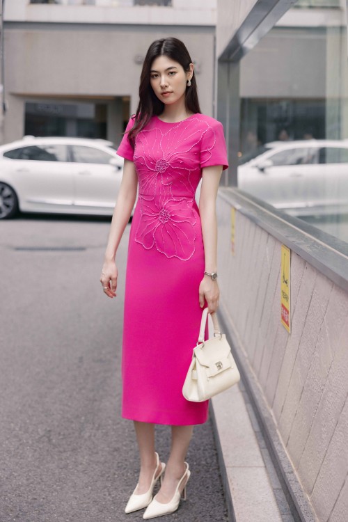 Sixdo Murrey Floral Raw Pencil Dress