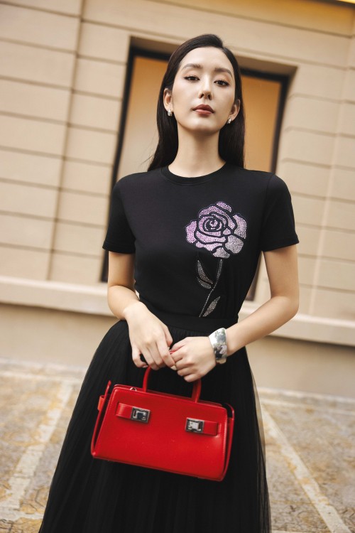 Sixdo Floral Embroidery Tshirt