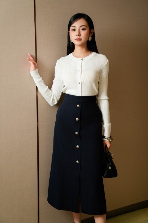 Sixdo White Knit Blouse