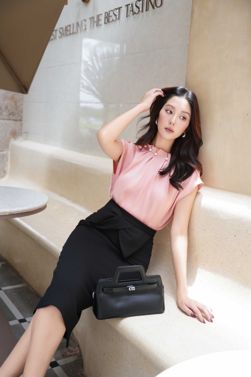 Sixdo Black Raw Pencil Skirt
