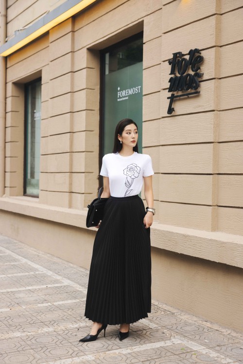 Sixdo Black SIXDO Silk Flared Skirt
