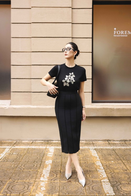 Sixdo Black Floral Cotton Tshirt
