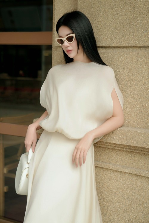 Sixdo Cream Organza Flared Skirt