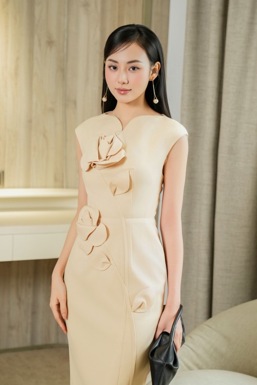 Sixdo Delicate Yellow 3D Flower Woven Midi Dress
