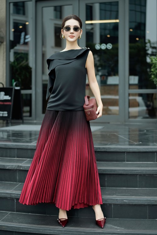 Sixdo Black Silk Blouse