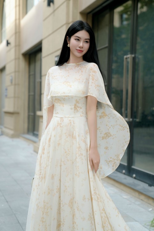 Sixdo Beige Lace Loose Dress With Flower