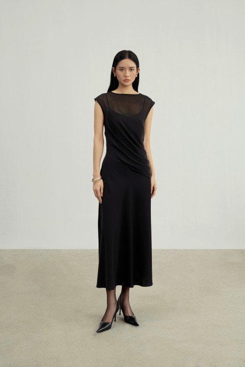 Sixdo Black Silk Flared Dress